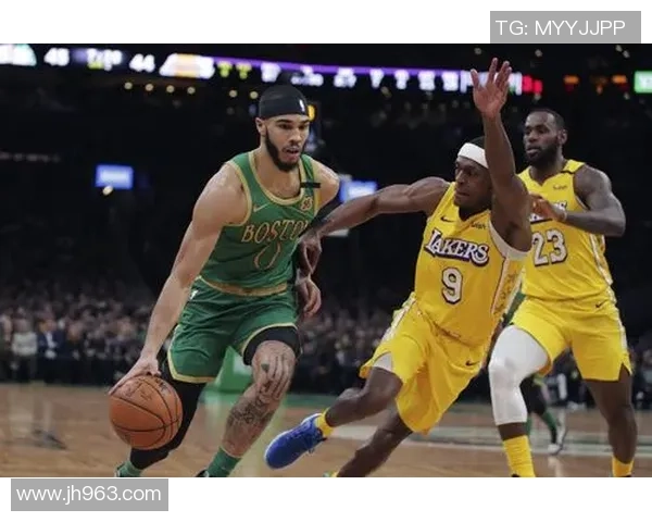 湖人队与快船队激烈对抗引发场内冲突球迷热议比赛暴力事件